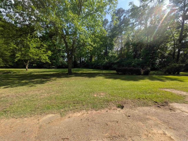 2543 Chidester Hwy, Camden, AR 71701