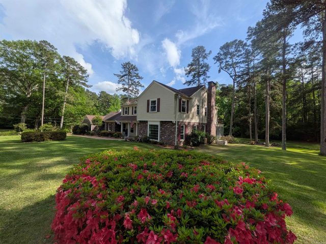 2543 Chidester Hwy, Camden, AR 71701