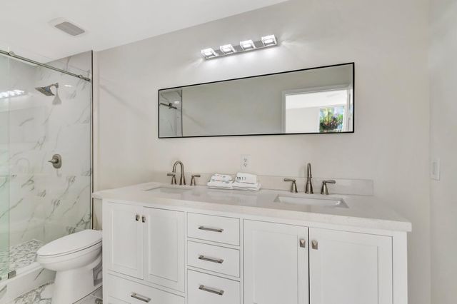 802 W WINDWARD Way 316, Lantana, FL 33462