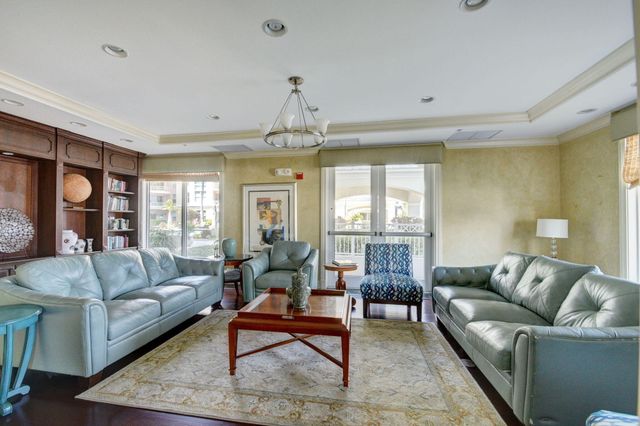 802 W WINDWARD Way 316, Lantana, FL 33462