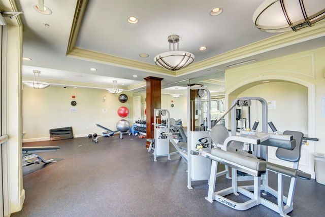 802 W WINDWARD Way 316, Lantana, FL 33462