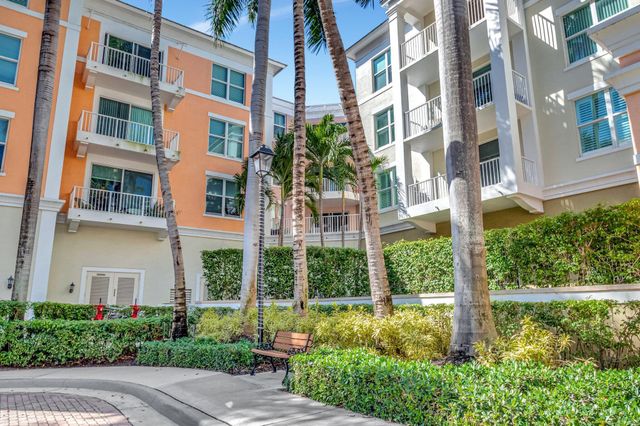 802 W WINDWARD Way 316, Lantana, FL 33462