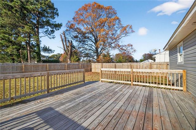 8445 Larrymore AVE, Norfolk, VA 23518