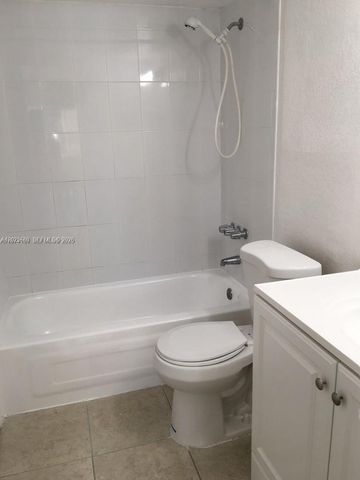 10900 SW 104th St 210, Miami, FL 33176