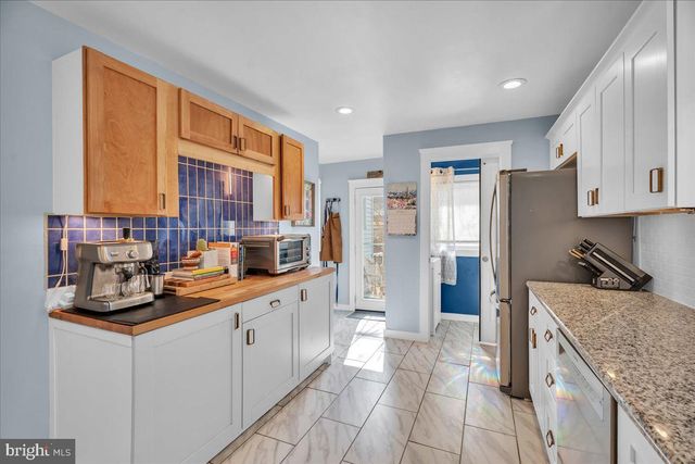 6756 IRVING AVE, Pennsauken, NJ 08109