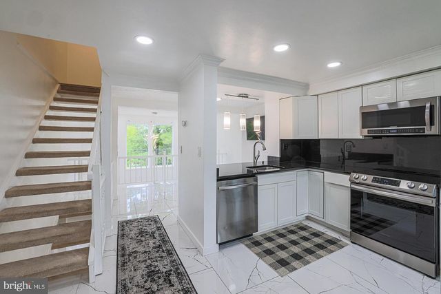 9 STILLWOOD CIR, Nottingham, MD 21236