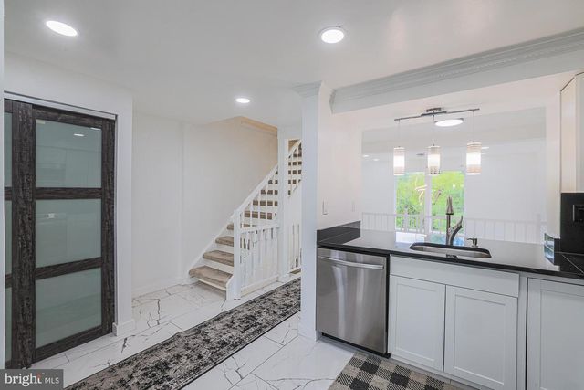 9 STILLWOOD CIR, Nottingham, MD 21236
