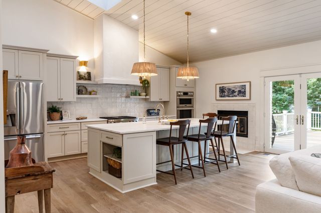 1403 Sneed Rd, W, Franklin, TN 37069