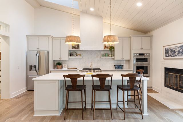 1403 Sneed Rd, W, Franklin, TN 37069