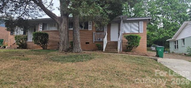 1803 Darbrook Drive, Charlotte, NC 28205