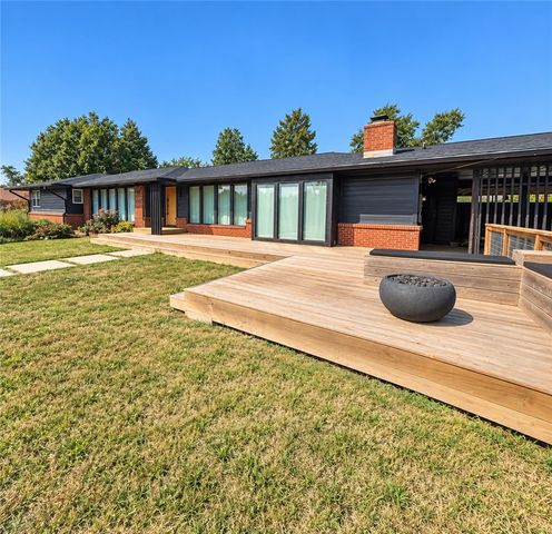 307 Crestview Drive, Bentonville, AR 72712