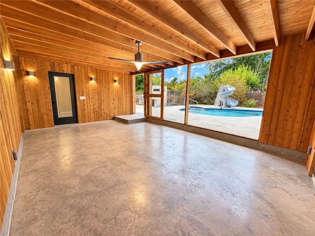 307 Crestview Drive, Bentonville, AR 72712