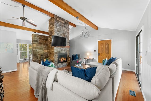 1316 Cardinal Drive, Fayetteville, AR 72703