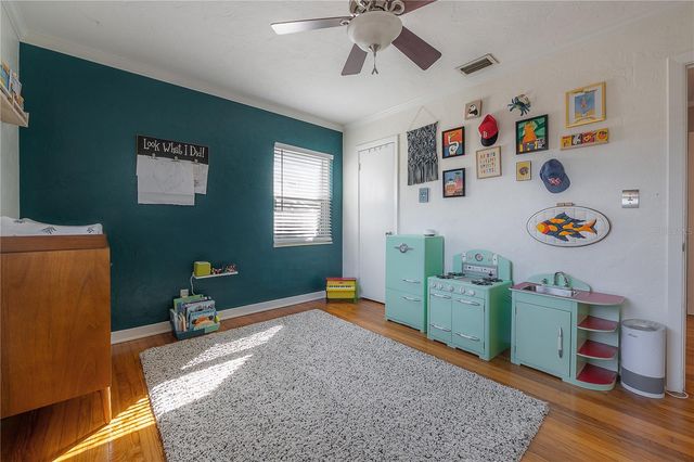 5138 3RD AVENUE N, St Petersburg, FL 33710