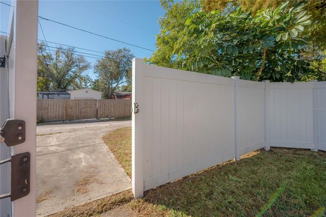 5138 3RD AVENUE N, St Petersburg, FL 33710