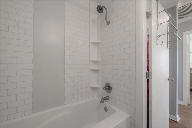 5138 3RD AVENUE N, St Petersburg, FL 33710