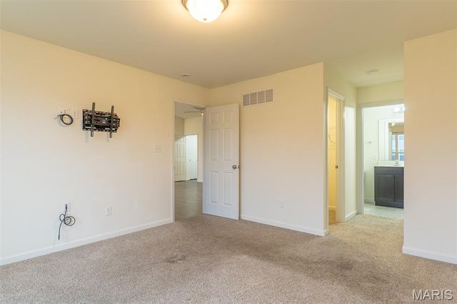 117 Liberty Valley Drive, Foristell, MO 63348