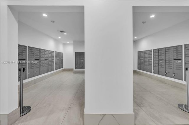 250 174th St 810, Sunny Isles Beach, FL 33160