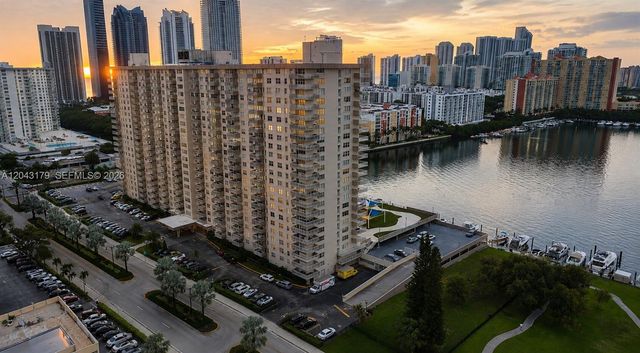 250 174th St 810, Sunny Isles Beach, FL 33160