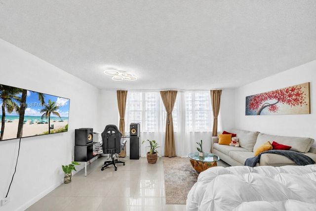 250 174th St 810, Sunny Isles Beach, FL 33160