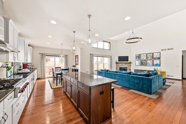 10194 34th STREET, Franklin, WI 53132