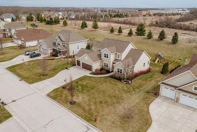 10194 34th STREET, Franklin, WI 53132