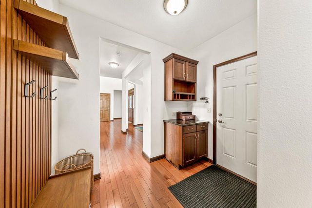 10194 34th STREET, Franklin, WI 53132