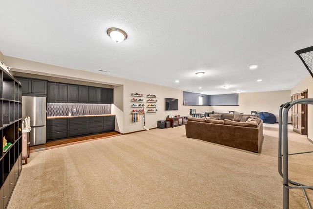 10194 34th STREET, Franklin, WI 53132