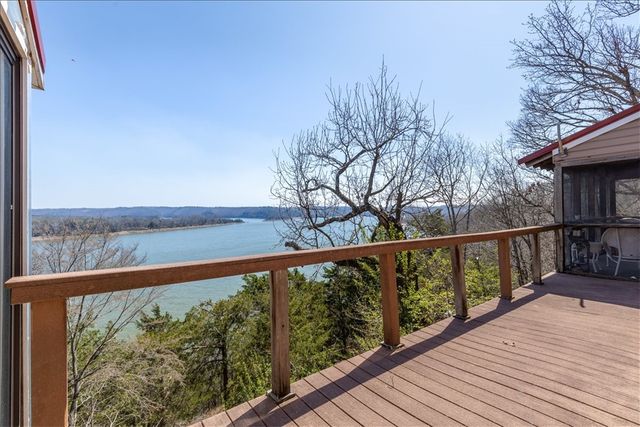 9826 Old Campbell Road, Rogers, AR 72758