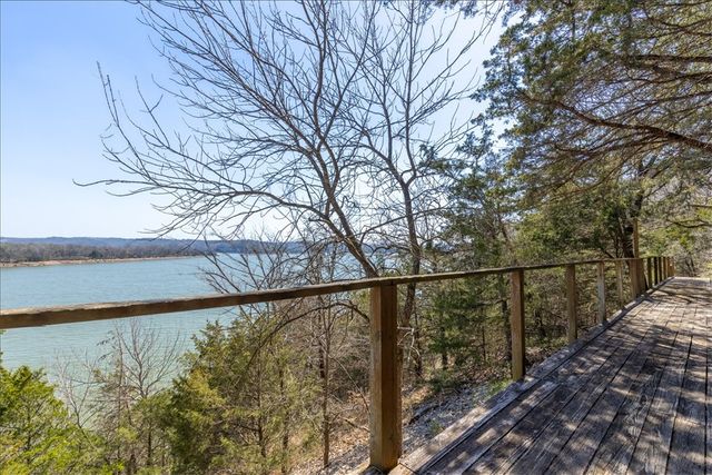 9826 Old Campbell Road, Rogers, AR 72758