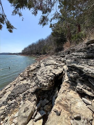 9826 Old Campbell Road, Rogers, AR 72758