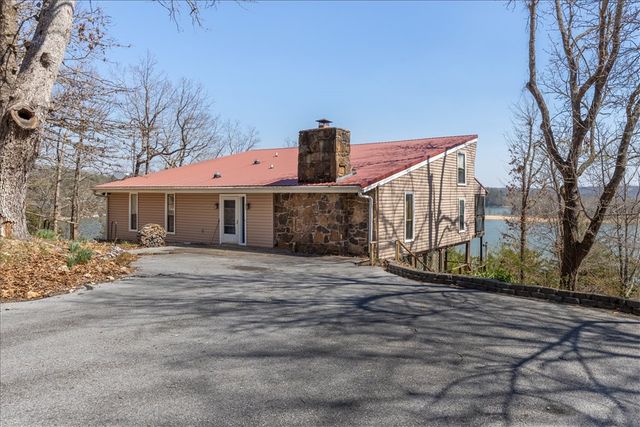 9826 Old Campbell Road, Rogers, AR 72758