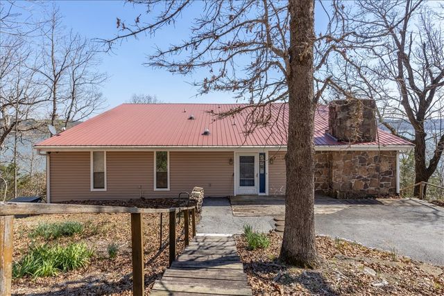 9826 Old Campbell Road, Rogers, AR 72758