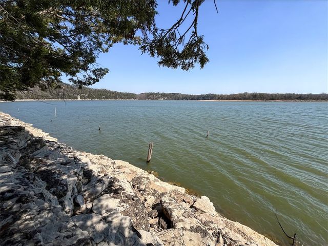 9826 Old Campbell Road, Rogers, AR 72758