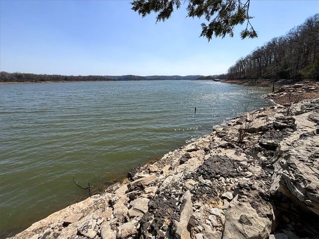 9826 Old Campbell Road, Rogers, AR 72758