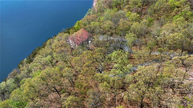 9826 Old Campbell Road, Rogers, AR 72758