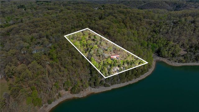 9826 Old Campbell Road, Rogers, AR 72758