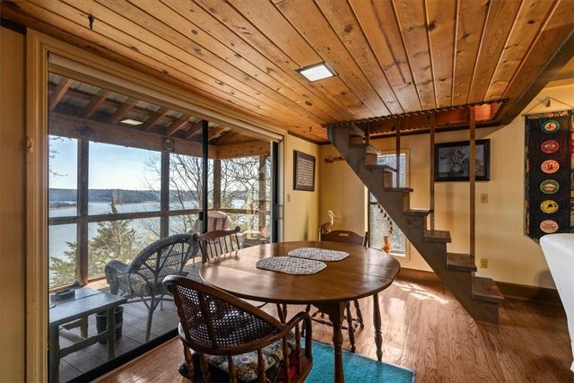 9826 Old Campbell Road, Rogers, AR 72758