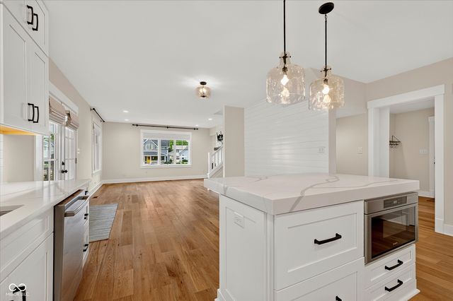 10486 Dusty Rose Drive, Zionsville, IN 46077