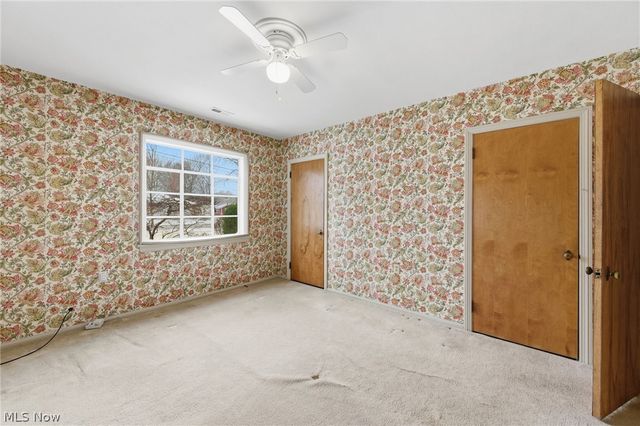 455 Vineland Road, Bay Village, OH 44140