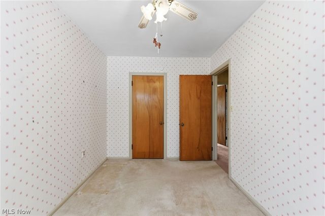 455 Vineland Road, Bay Village, OH 44140