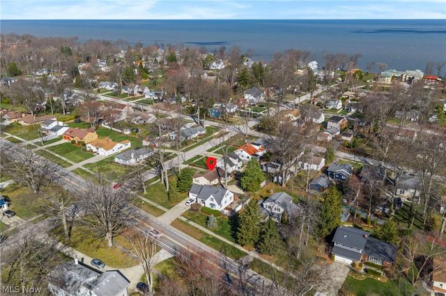 455 Vineland Road, Bay Village, OH 44140