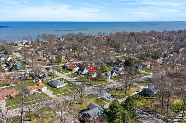 455 Vineland Road, Bay Village, OH 44140