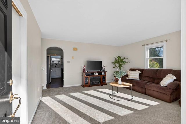 27 ROSEMONT AVE, Reading, PA 19607