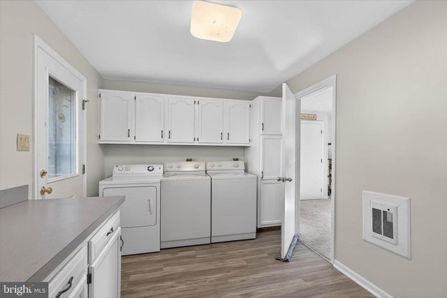 27 ROSEMONT AVE, Reading, PA 19607