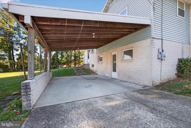 27 ROSEMONT AVE, Reading, PA 19607