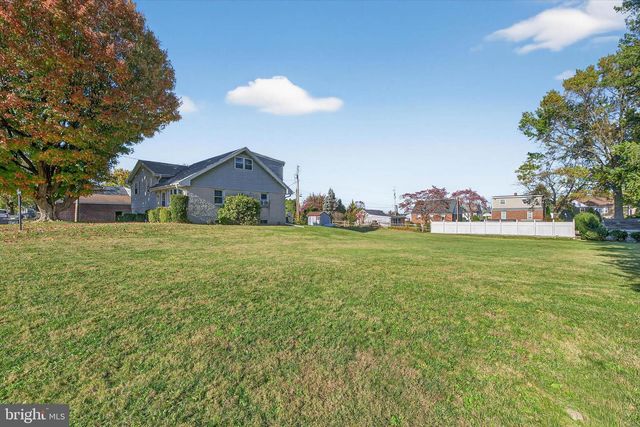 27 ROSEMONT AVE, Reading, PA 19607