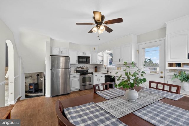 27 ROSEMONT AVE, Reading, PA 19607