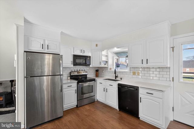 27 ROSEMONT AVE, Reading, PA 19607