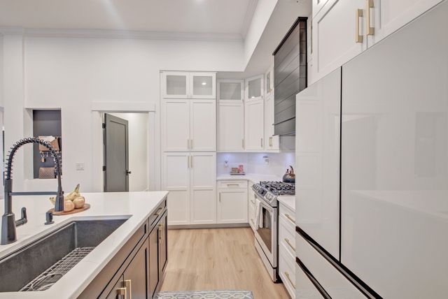 2152 Summerwood Drive, Mount Pleasant, SC 29466